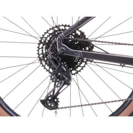 Crussis ONE-Largo 9.11-(715 Wh) 22" 2026